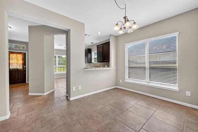 707 Paradise Lane, Montgomery, TX 77356