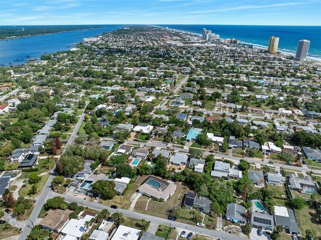 307 MANHATTAN AVENUE, Daytona Beach, FL 32118