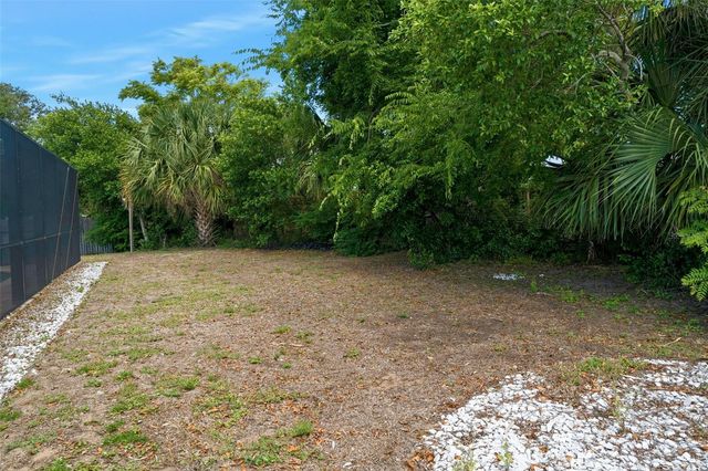 307 MANHATTAN AVENUE, Daytona Beach, FL 32118