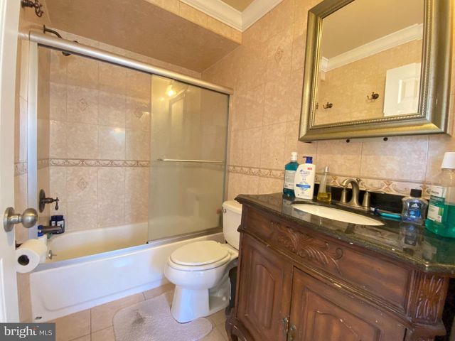 240 WILLIAM LIVINGSTON CT, Princeton, NJ 08540