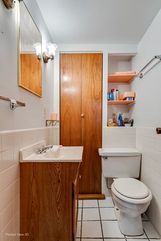 9020 Nashville Avenue, Oak Lawn, IL 60453