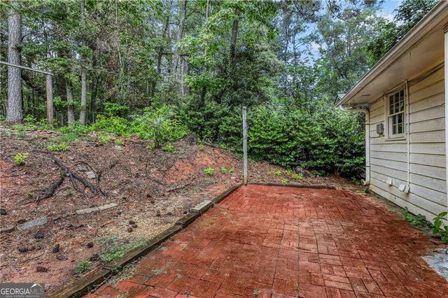 3185 Village Glen Trail, Snellville, GA 30039