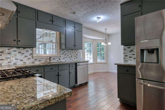3185 Village Glen Trail, Snellville, GA 30039
