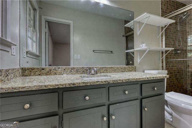 3185 Village Glen Trail, Snellville, GA 30039