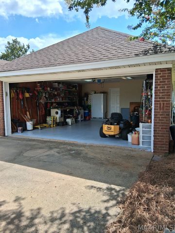 6800 Sandfield Drive, Montgomery, AL 36117