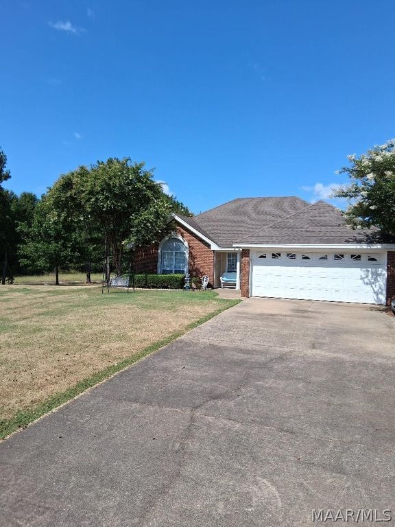 6800 Sandfield Drive, Montgomery, AL 36117