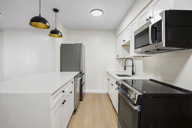 400 Narragansett Parkway SC7, Warwick, RI 02888