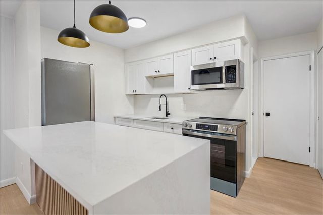 400 Narragansett Parkway SC7, Warwick, RI 02888