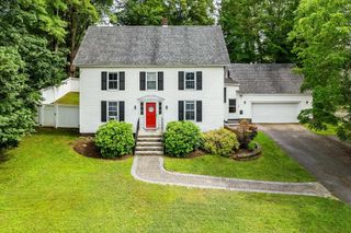 3 Nesmith Street, Derry, NH 03038