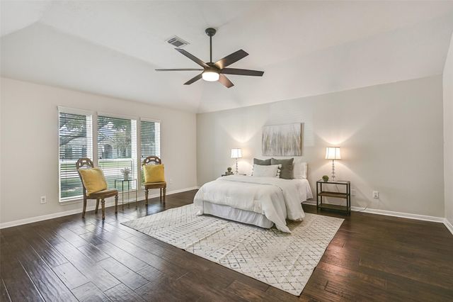 2015 Stonecrest Way, Pearland, TX 77581