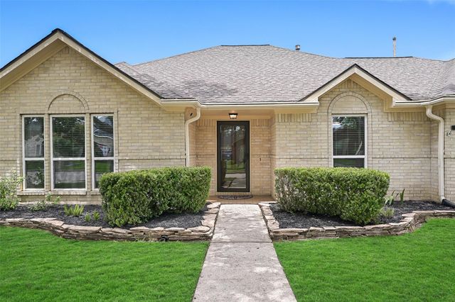 2015 Stonecrest Way, Pearland, TX 77581