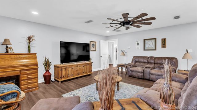 6063 Wilson Street, Durant, OK 74701