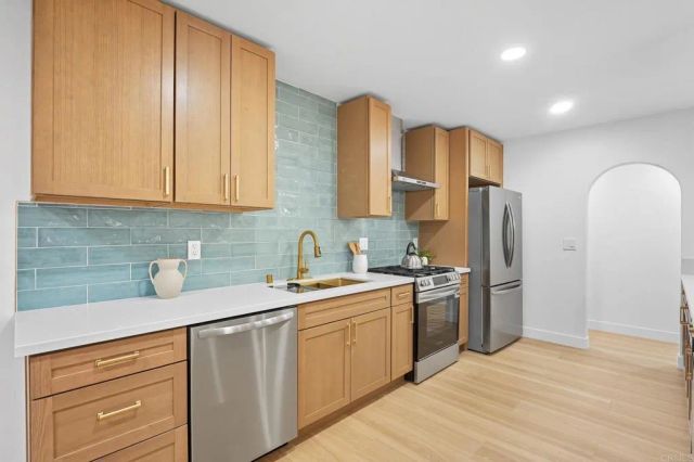 2851 Grandview Street, San Diego, CA 92110