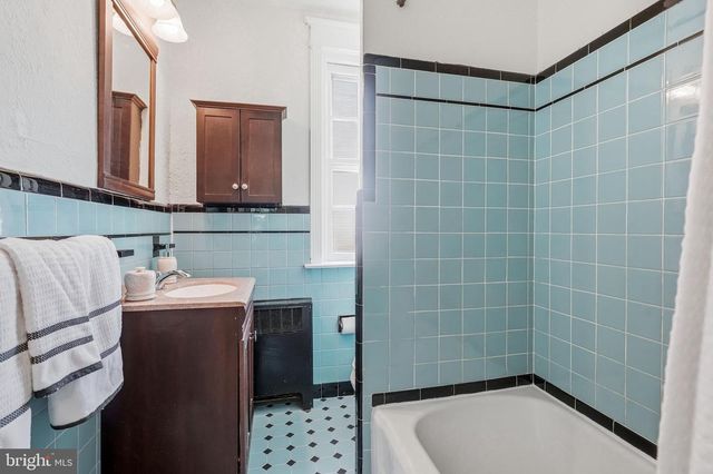 341 W DURHAM ST, Philadelphia, PA 19119