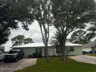 357 Keen Terrace B, Sebastian, FL 32958