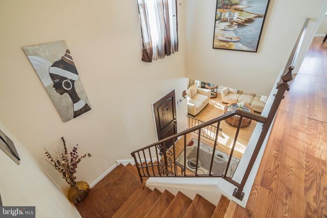 2 HERITAGE VALLEY DR, Sewell, NJ 08080