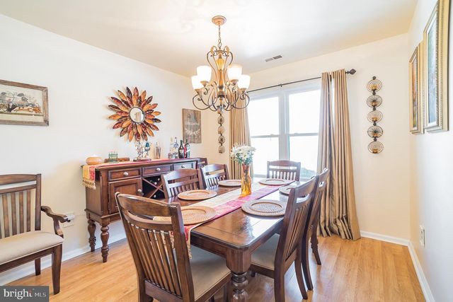 2 HERITAGE VALLEY DR, Sewell, NJ 08080