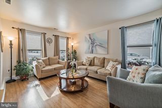 2 HERITAGE VALLEY DR, Sewell, NJ 08080