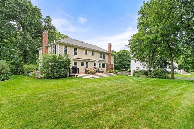 361 Marbleridge Rd, North Andover, MA 01845
