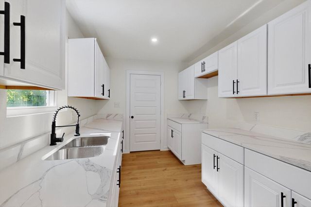 385 Crusader Drive, Dallas, TX 75217
