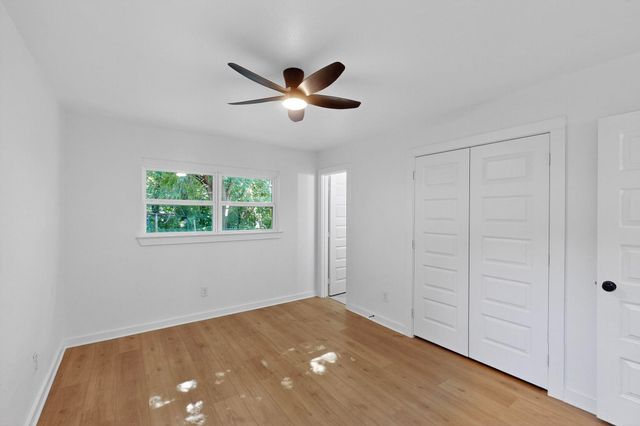 385 Crusader Drive, Dallas, TX 75217