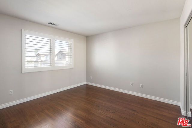 6840 De Celis Place 25, Van Nuys (los Angeles), CA 91406