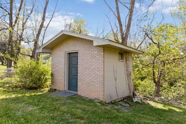 1108 Meadow Lane, Corbin, KY 40701