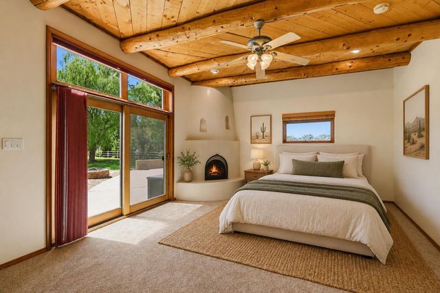 458 Calle De Wences, Los Lunas, NM 87031