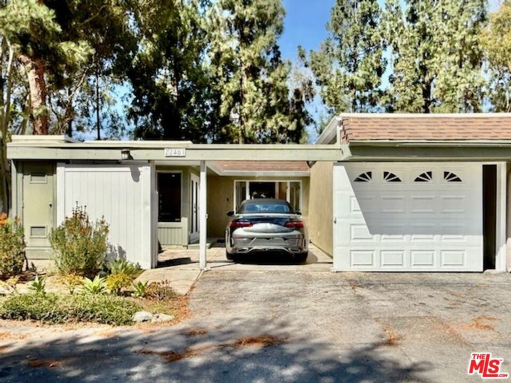 22461 Caminito Costa 20, Laguna Hills, CA 92653