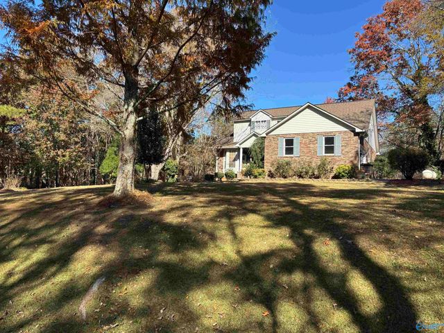 305 County Road 36, Collinsville, AL 35961