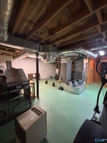 305 County Road 36, Collinsville, AL 35961