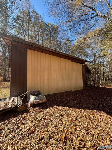 305 County Road 36, Collinsville, AL 35961