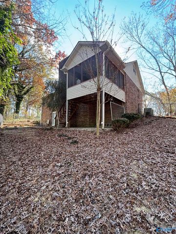 305 County Road 36, Collinsville, AL 35961
