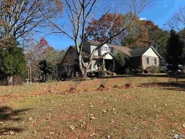 305 County Road 36, Collinsville, AL 35961