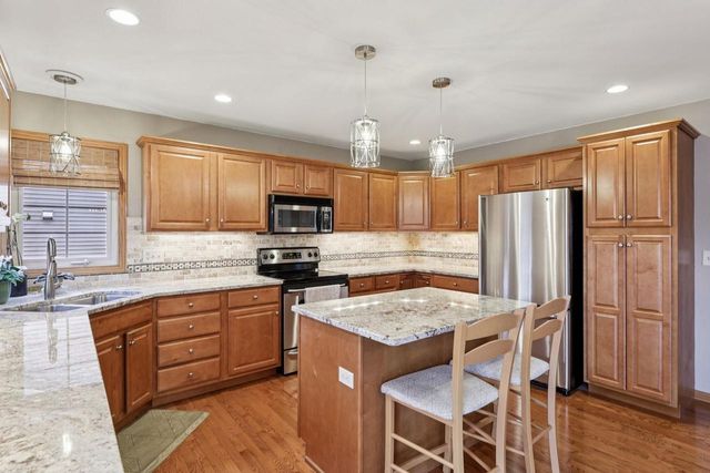 971 Hillside Way, Verona, WI 53593