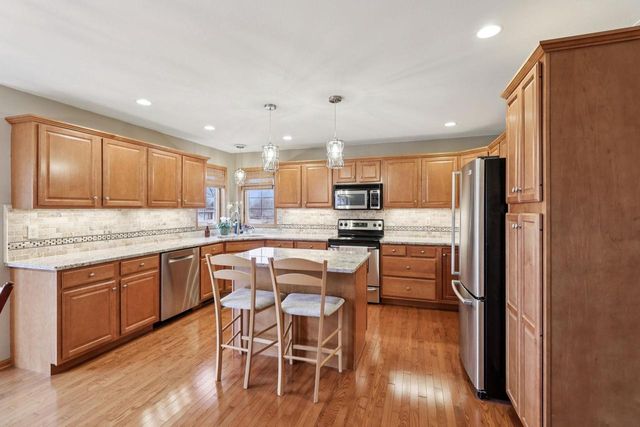 971 Hillside Way, Verona, WI 53593