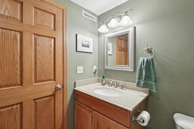 971 Hillside Way, Verona, WI 53593