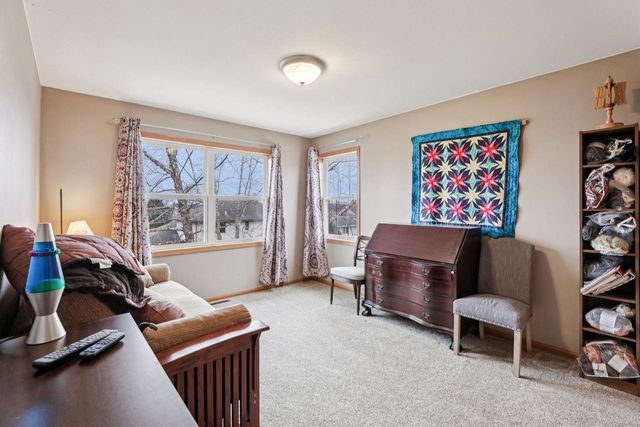 971 Hillside Way, Verona, WI 53593