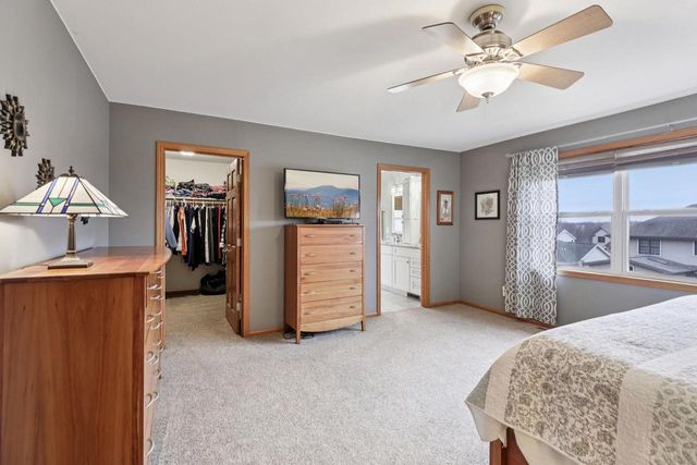 971 Hillside Way, Verona, WI 53593