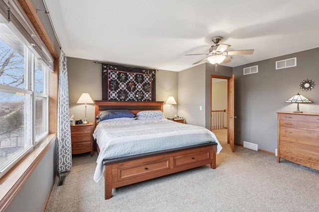 971 Hillside Way, Verona, WI 53593