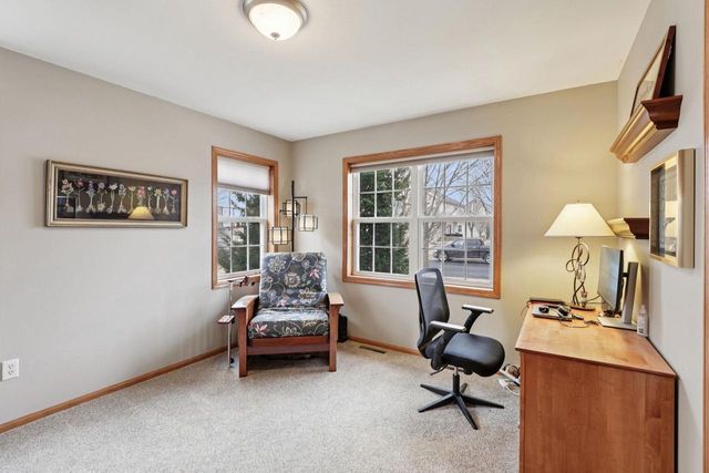 971 Hillside Way, Verona, WI 53593