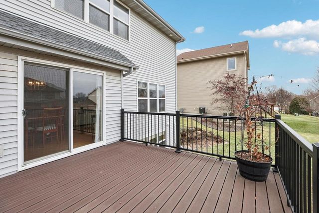 971 Hillside Way, Verona, WI 53593