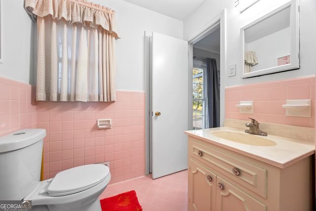 200 McGuirts Bridge Road, Covington, GA 30014