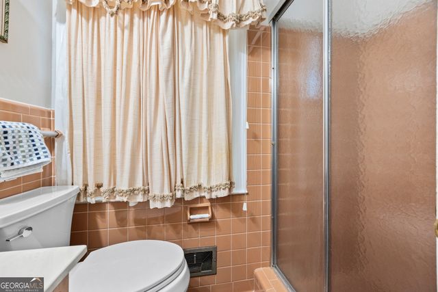 200 McGuirts Bridge Road, Covington, GA 30014