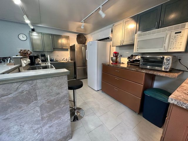 16193 72nd Road N, Loxahatchee, FL 33470