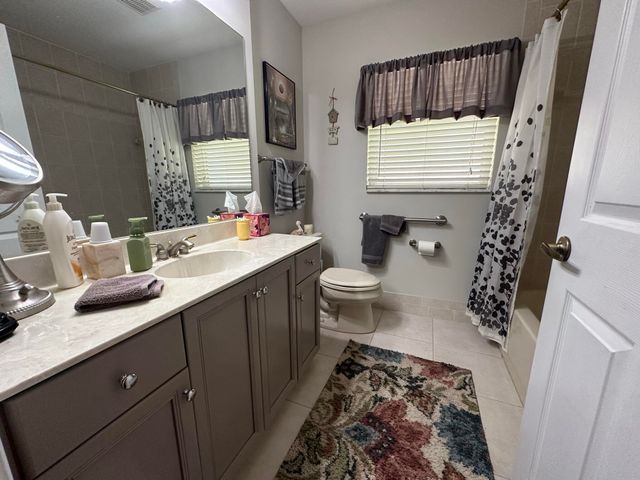 16193 72nd Road N, Loxahatchee, FL 33470