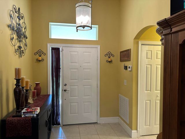 16193 72nd Road N, Loxahatchee, FL 33470
