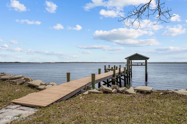 8842 MCKENNA Drive, Jacksonville, FL 32226