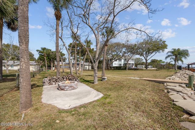 8842 MCKENNA Drive, Jacksonville, FL 32226