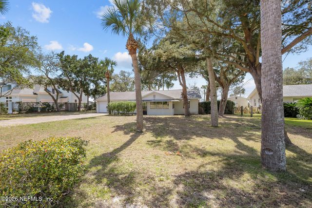 8842 MCKENNA Drive, Jacksonville, FL 32226